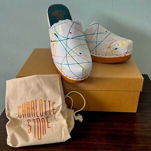 Never worn charlotte stone clogs - 8